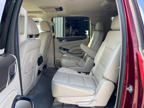 Used 2016 GMC Yukon XL Denali w/ Open Road Package AWD/4WD image 12