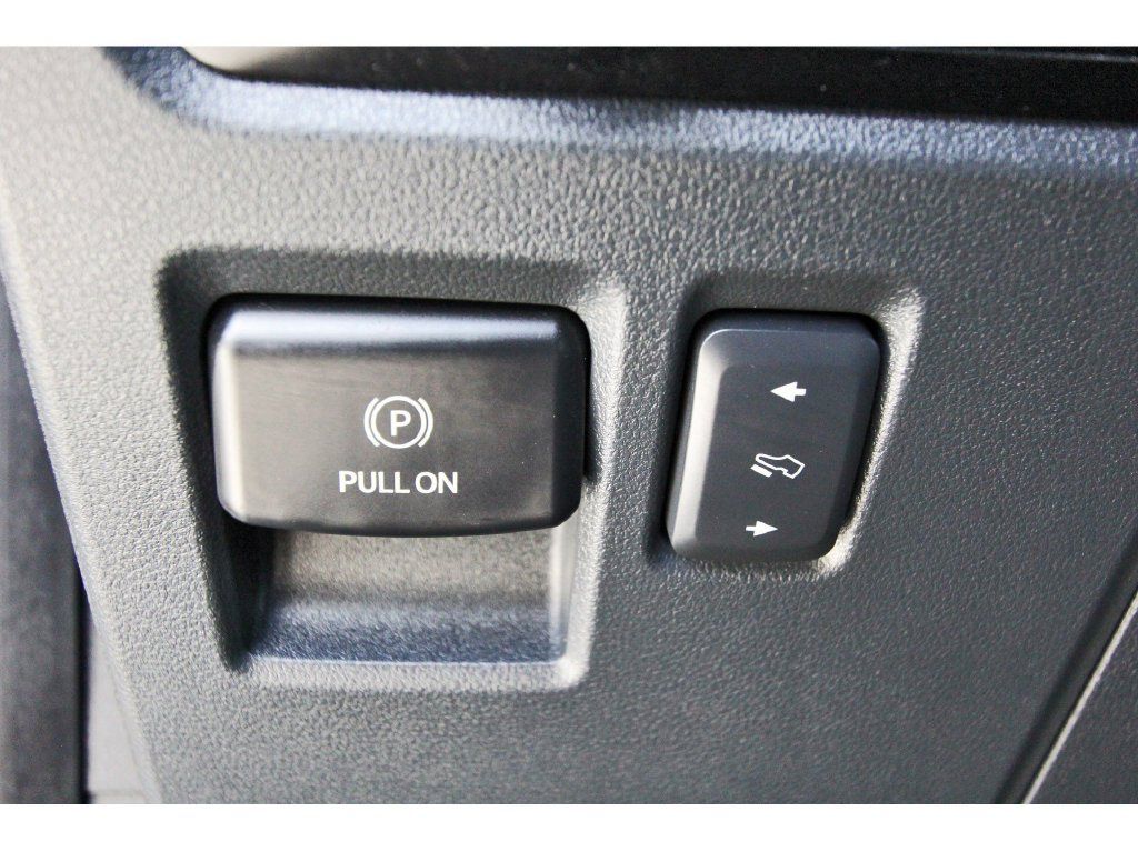 Used 2023 Ford Expedition Limited RWD image 26