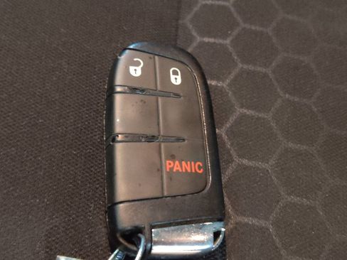 Used 2021 Jeep Compass Sport FWD image 32