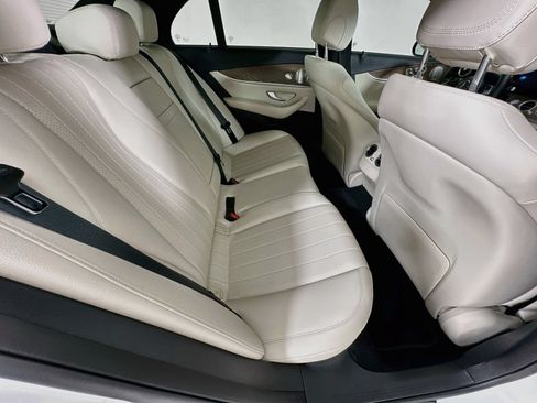 Used 2022 Mercedes-Benz E 350 Sedan image 30