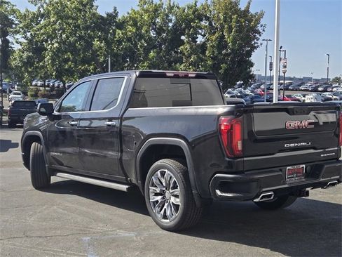 New 2026 GMC Sierra 1500 Denali w/ Denali Reserve Package image 6