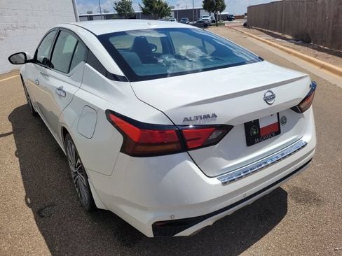 Used 2023 Nissan Altima 2.5 SL FWD image 8
