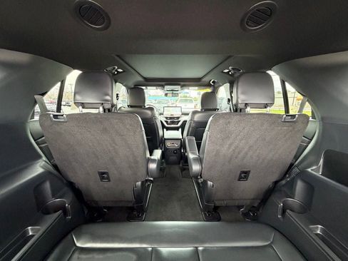 Certified 2025 Ford Explorer ST image 17