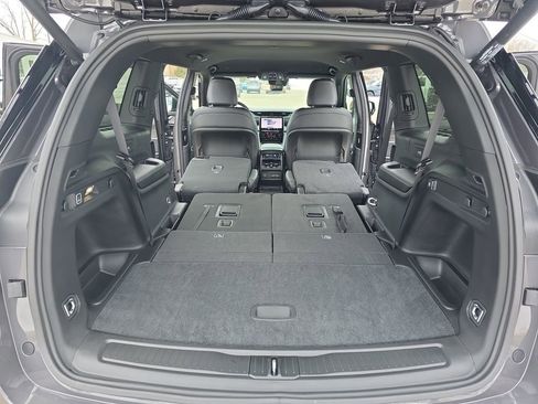 New 2025 Jeep Grand Cherokee L Limited w/ Trailer Tow Package image 14