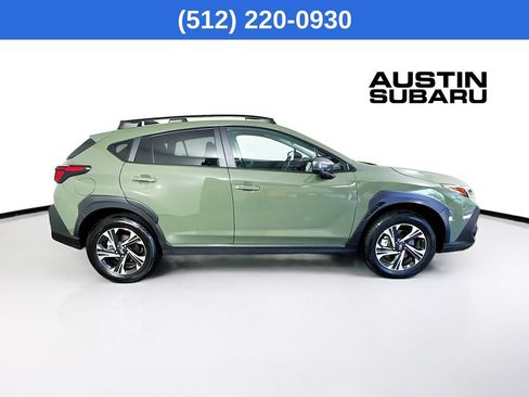 Used 2026 Subaru Crosstrek 2.5i Premium AWD/4WD image 9