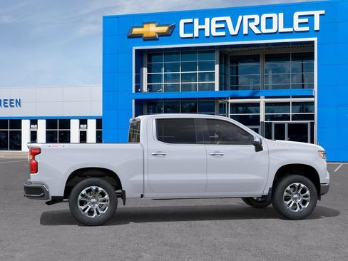 New 2026 Chevrolet Silverado 1500 LTZ w/ LTZ Premium Package AWD/4WD image 5