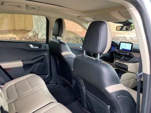 Used 2020 Ford Escape Titanium w/ Titanium Premium Package 2.0 image 49