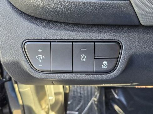 New 2026 Kia Seltos LX image 16