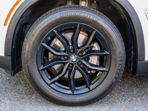 Used 2021 BMW X5 xDrive40i w/ Premium Package AWD/4WD image 36