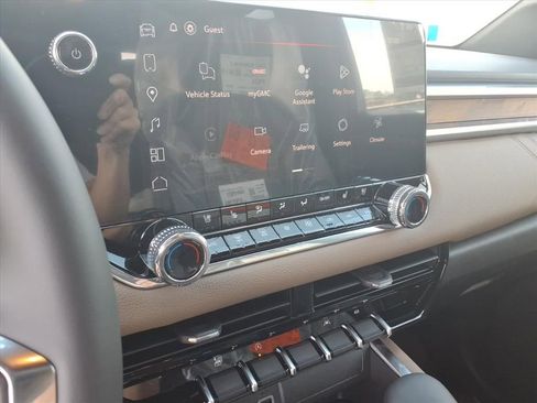 New 2026 GMC Canyon Denali image 20