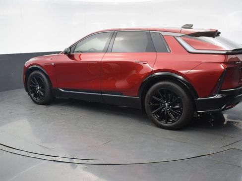 Certified 2024 Cadillac Lyriq Sport w/ Nappa Leather Package AWD/4WD image 4