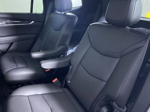 New 2025 Cadillac XT6 Sport w/ Technology Package AWD/4WD image 14