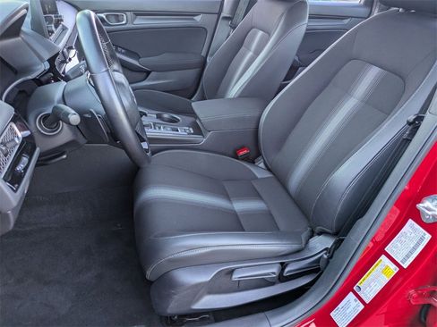 Used 2025 Honda Civic Sport image 14