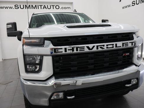 Used 2022 Chevrolet Silverado 2500 LT w/ Convenience Package AWD/4WD image 21