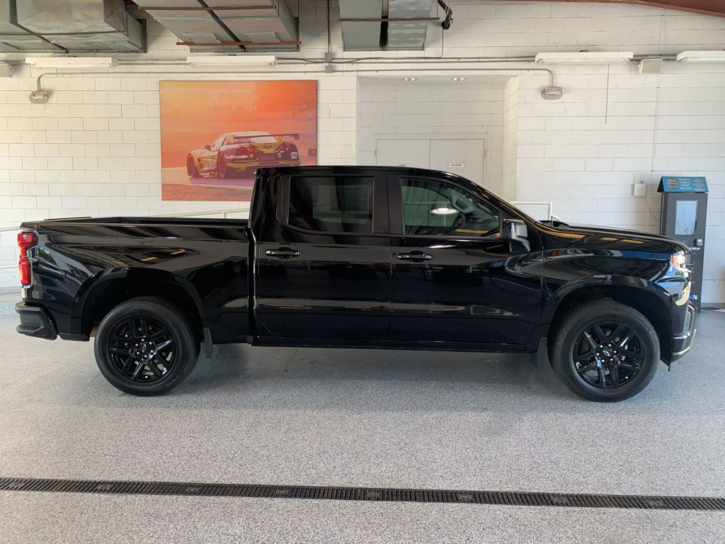 Used 2022 Chevrolet Silverado 1500 RST w/ LPO, Blackout Package AWD/4WD image 12