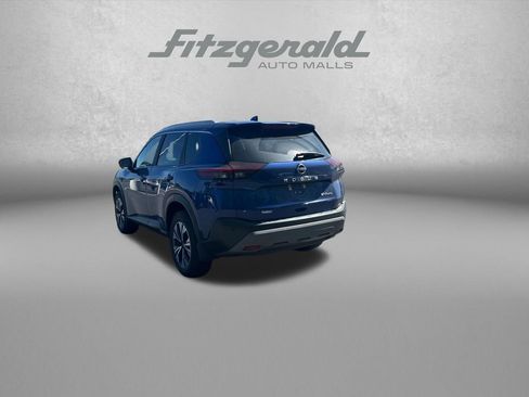 Used 2023 Nissan Rogue SV w/ SV Premium Package AWD/4WD image 5