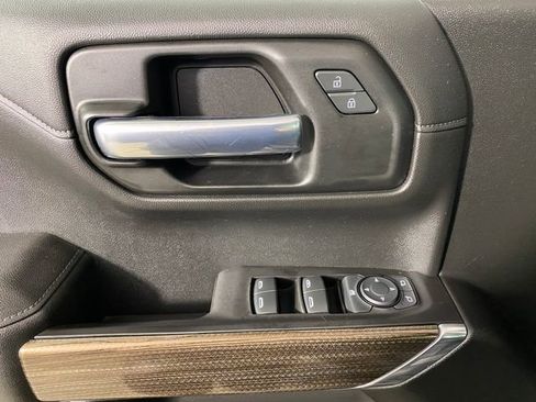 Used 2020 Chevrolet Silverado 1500 LT Trail Boss image 12