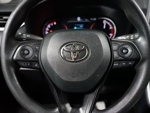 Certified 2025 Toyota RAV4 XLE AWD/4WD image 12