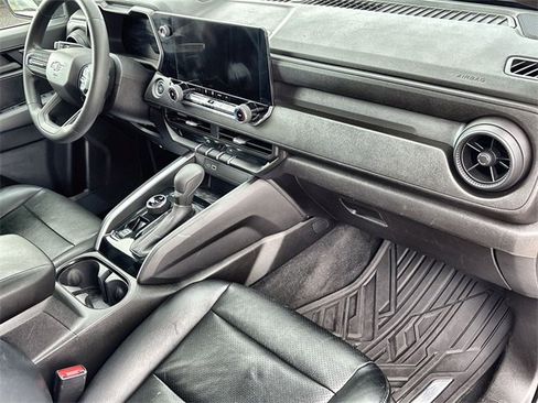 Used 2024 Chevrolet Colorado Trail Boss w/ Technology Package image 23