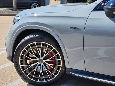 New 2026 Mercedes-Benz GLC 43 AMG 4MATIC image 6