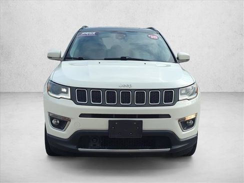 Used 2018 Jeep Compass Limited AWD/4WD image 2