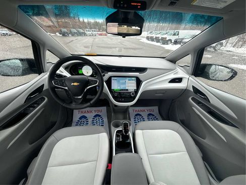 Used 2019 Chevrolet Bolt Premier w/ Infotainment Package image 26