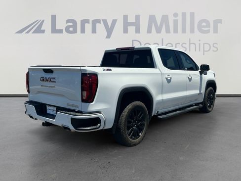 Used 2024 GMC Sierra 1500 Elevation w/ Elevation Premium Package AWD/4WD image 5
