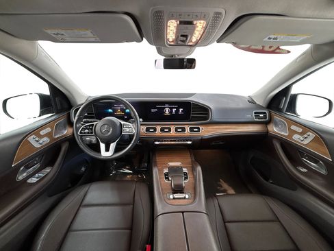 Used 2020 Mercedes-Benz GLS 450 4MATIC image 17