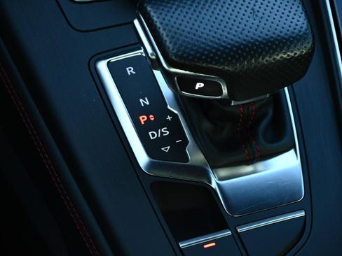 Used 2018 Audi A4 2.0T Premium Plus w/ Premium Plus Package image 21