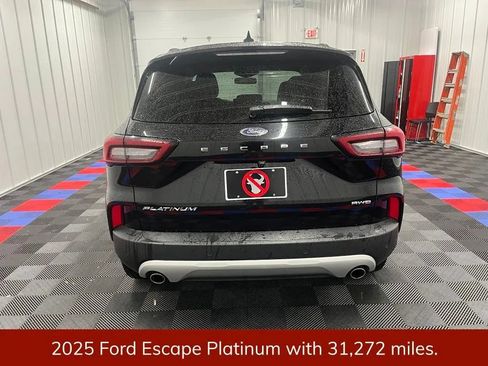 Used 2025 Ford Escape Platinum AWD/4WD image 3