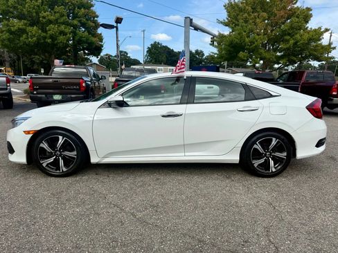 Used 2016 Honda Civic Touring image 2
