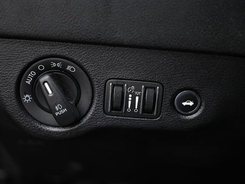 Used 2019 Dodge Charger GT image 18