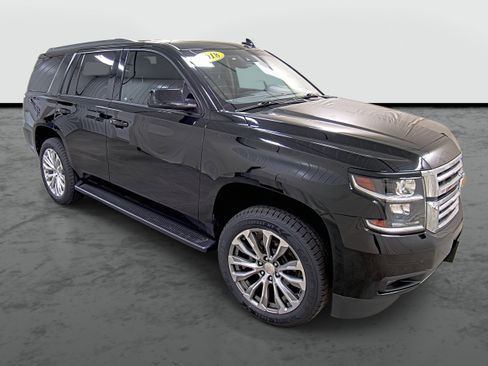 Used 2018 Chevrolet Tahoe LT image 5