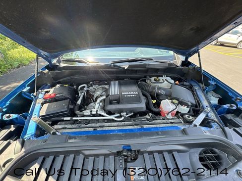 Used 2023 Chevrolet Silverado 1500 RST w/ Z71 Off-Road Package image 32