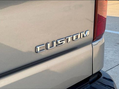 Used 2024 Chevrolet Silverado 1500 Custom image 11
