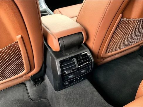 Used 2025 Audi Q3 2.0T Premium Plus w/ Premium Plus Package image 25