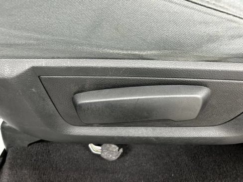 Used 2013 RAM 1500 Express AWD/4WD image 10