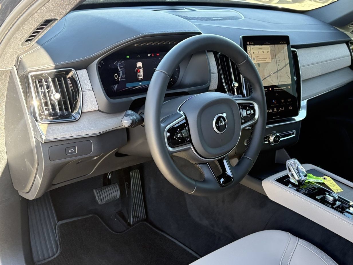 New 2026 Volvo XC90 B6 Plus AWD/4WD image 13