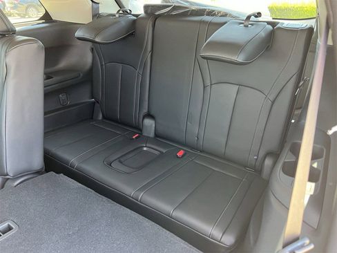 New 2026 INFINITI QX60 Luxe image 29