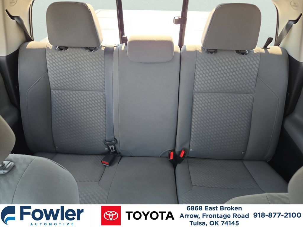 Certified 2023 Toyota Tacoma SR AWD/4WD image 23