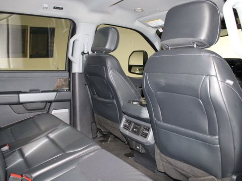 Used 2024 Ford F250 Lariat w/ Lariat Ultimate Package image 37