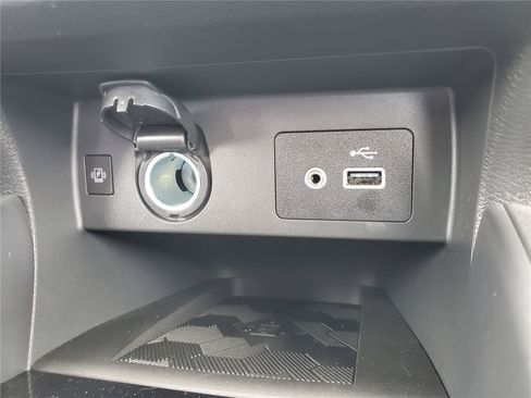 New 2025 Nissan Versa SV w/ Trunk Package FWD image 26