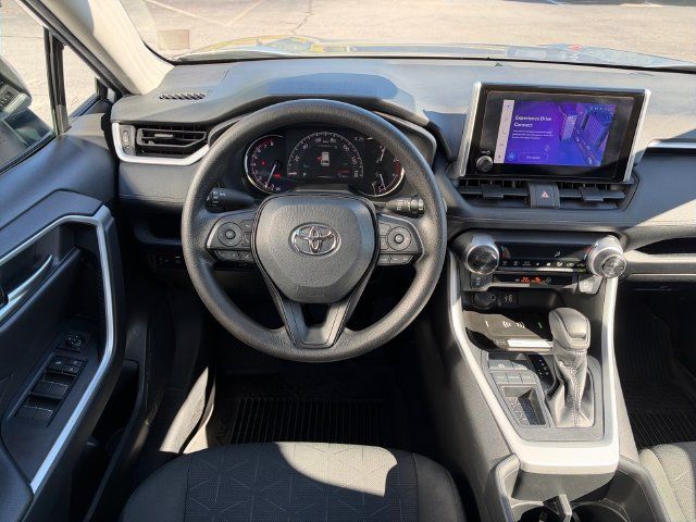 Used 2024 Toyota RAV4 XLE w/ Convenience Package FWD image 12