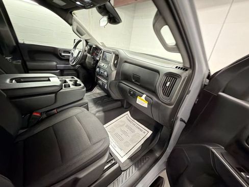 Used 2025 Chevrolet Silverado 1500 Custom AWD/4WD image 27