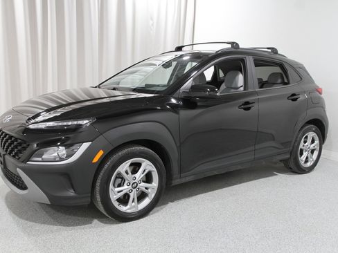 Certified 2023 Hyundai Kona SEL image 3