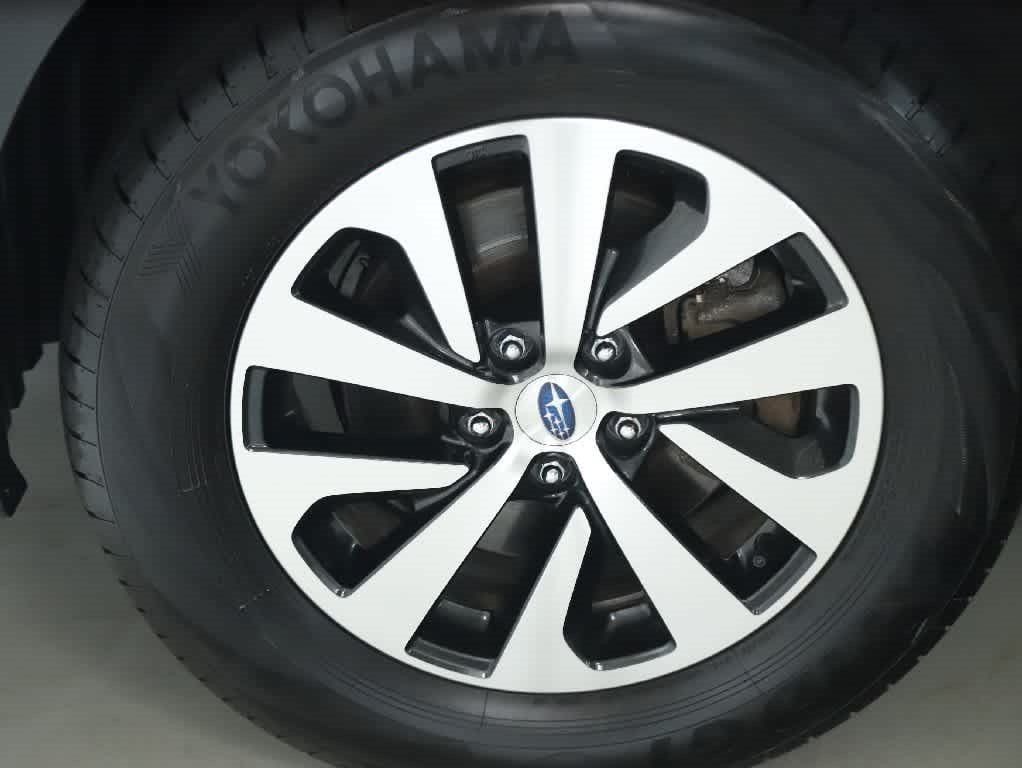 Certified 2025 Subaru Outback Premium w/ Popular Package #1A AWD/4WD image 35