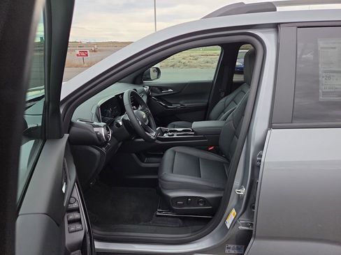 New 2026 Chevrolet Equinox LT w/ Convenience Package II image 10