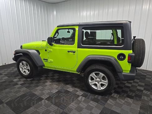 Used 2021 Jeep Wrangler Sport AWD/4WD image 4