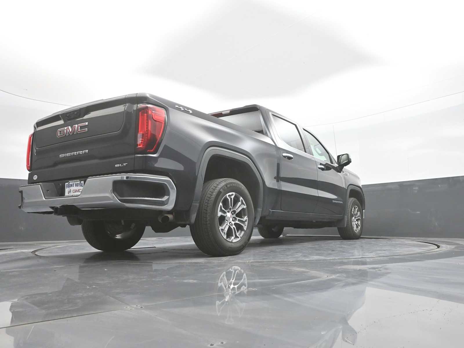 Used 2026 GMC Sierra 1500 SLT AWD/4WD image 45