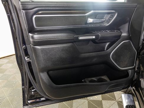 Used 2022 RAM 1500 Laramie AWD/4WD image 40